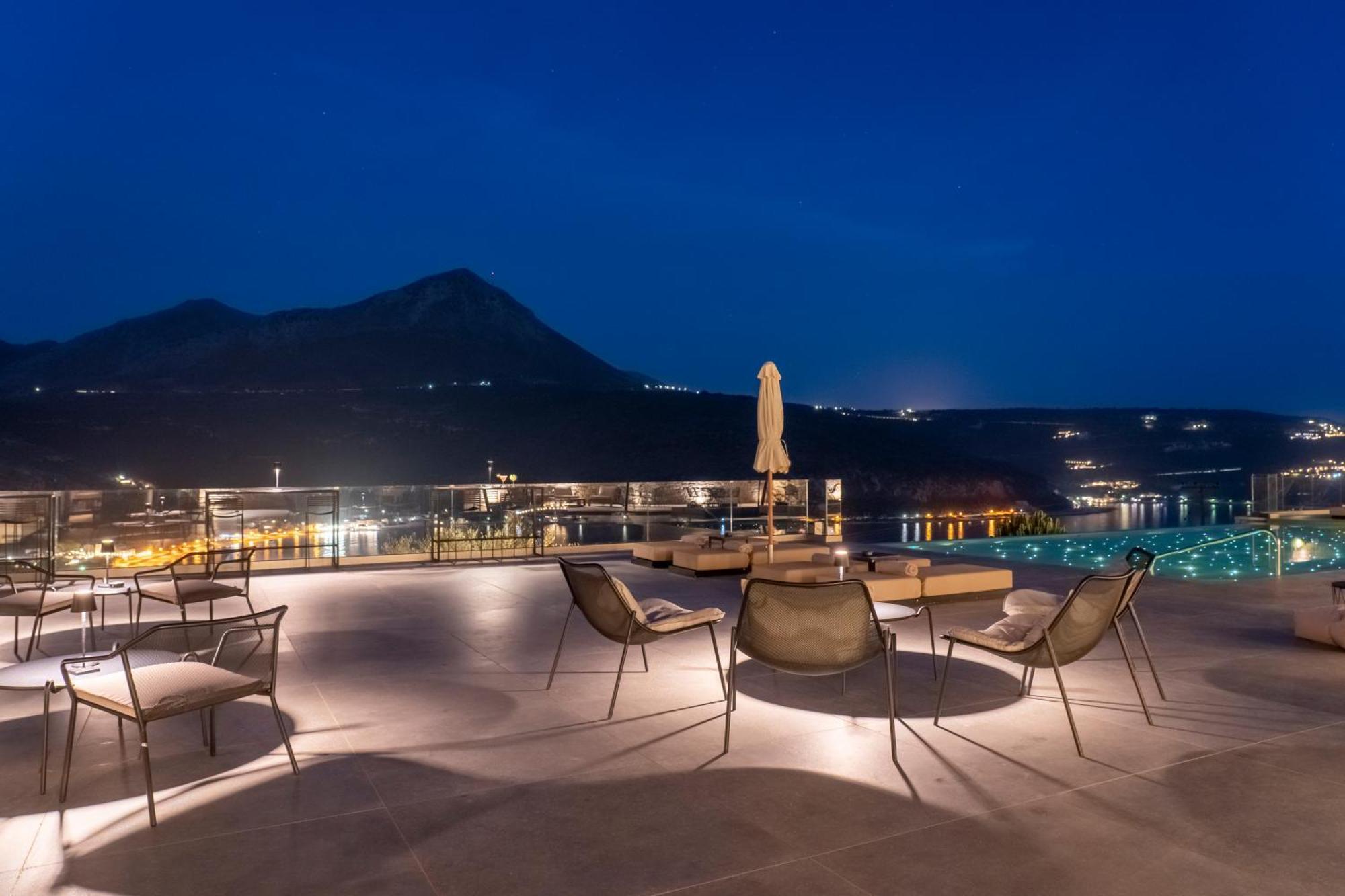 Manifest Boutique Hotel Oitilon Luaran gambar